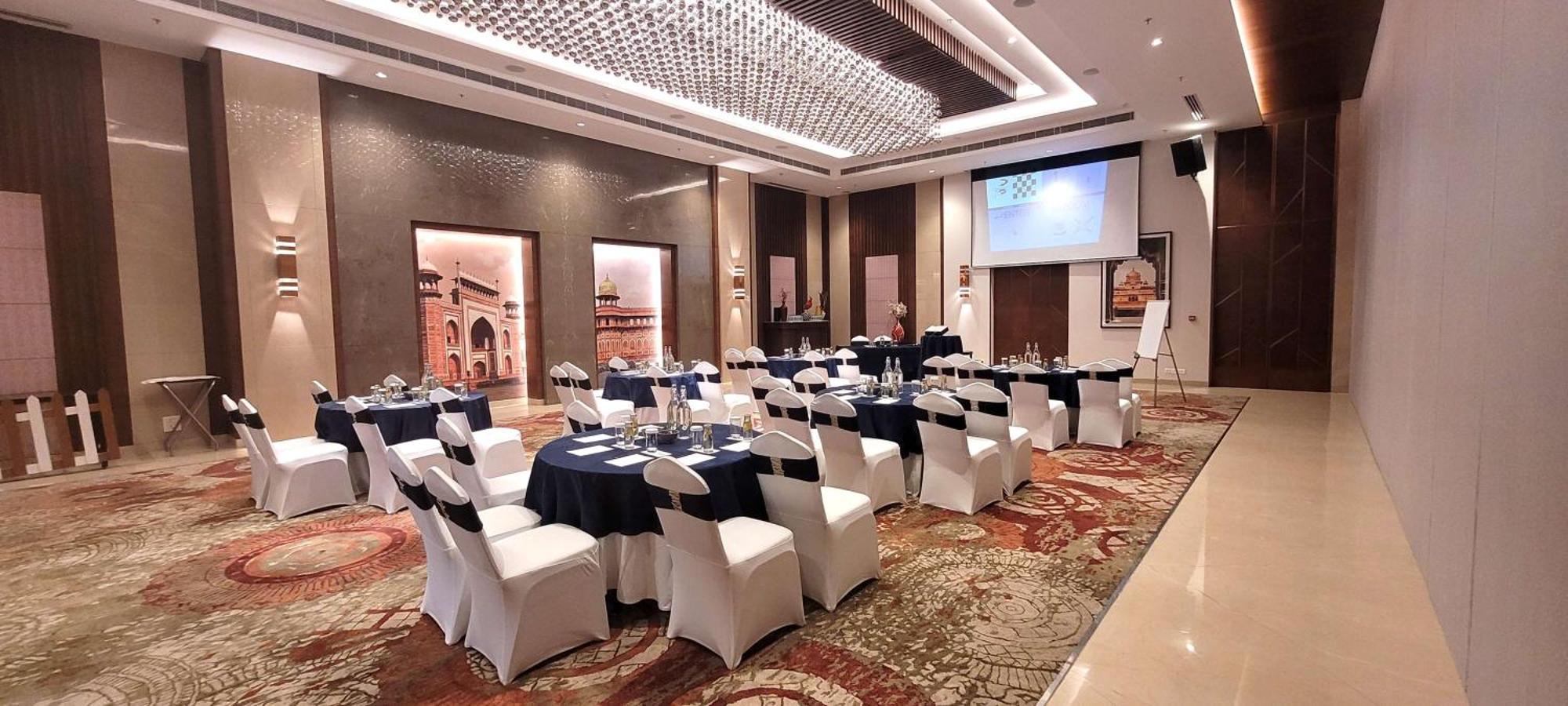 Radisson Blu Hotel, Greater Noida Luaran gambar The Taj Mahal Palace, Mumbai