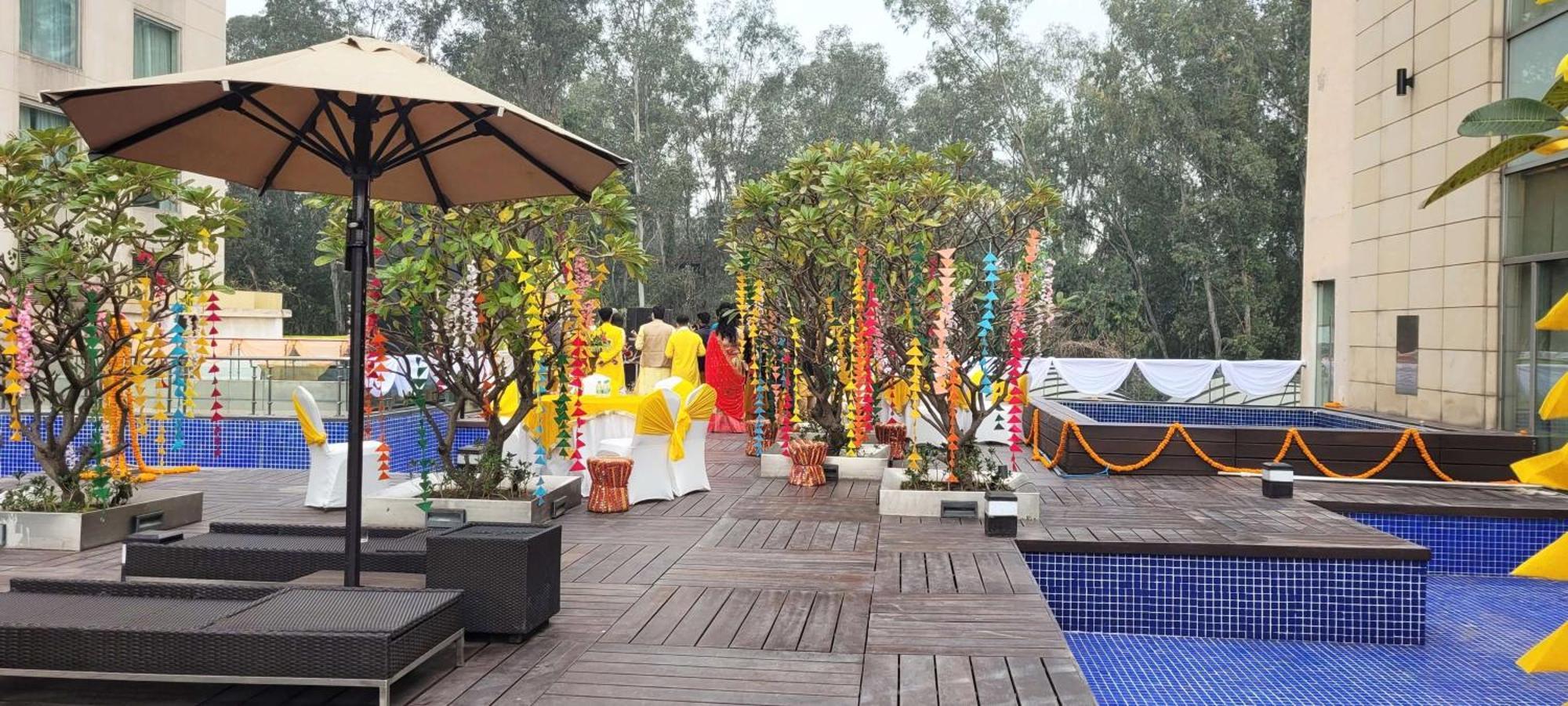 Radisson Blu Hotel, Greater Noida Luaran gambar A wedding in India
