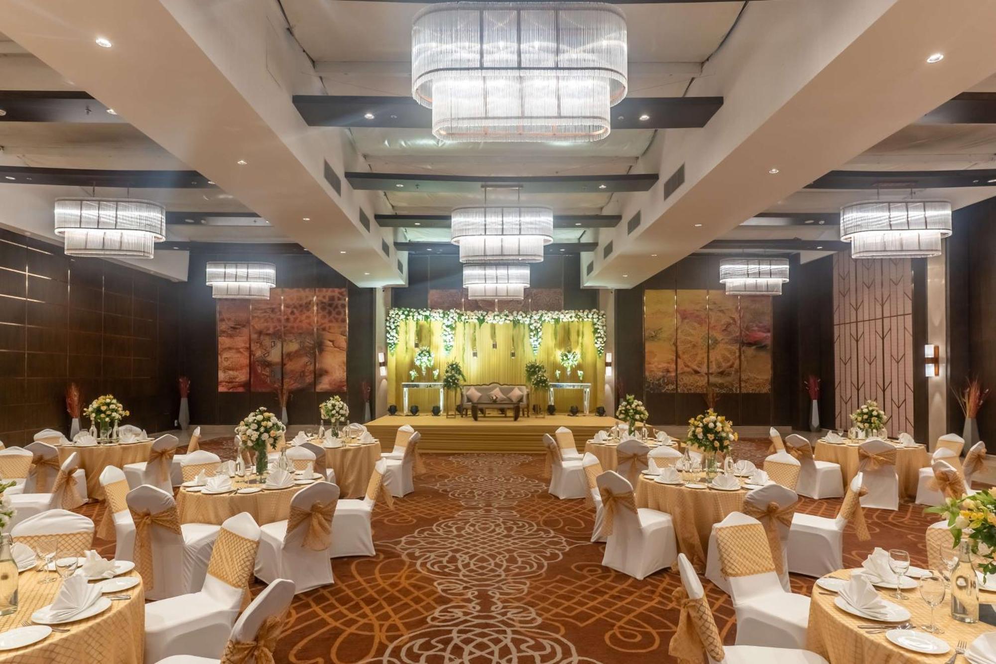 Radisson Blu Hotel, Greater Noida Luaran gambar The Grand Ballroom