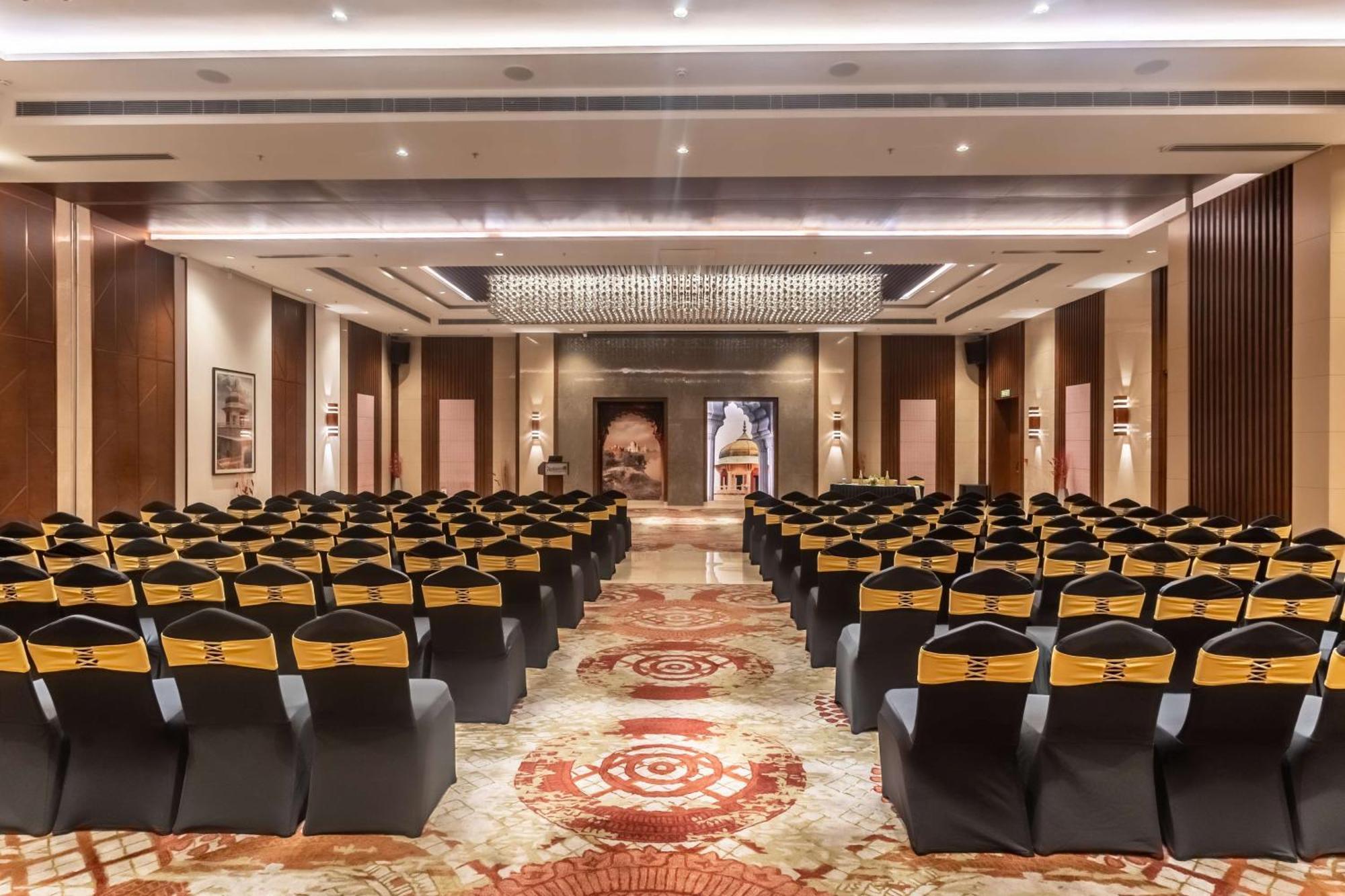 Radisson Blu Hotel, Greater Noida Luaran gambar The Grand Ballroom