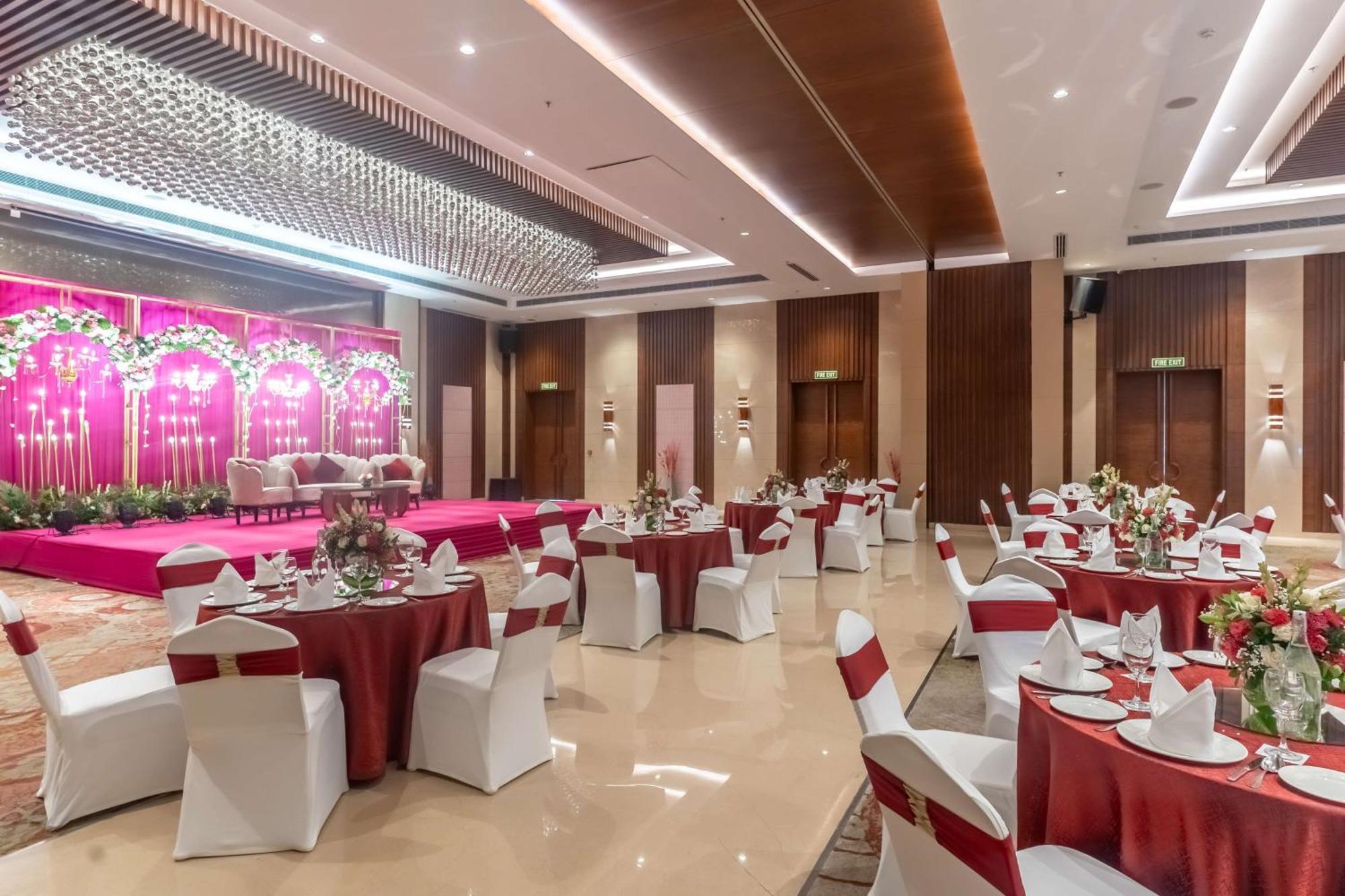 Radisson Blu Hotel, Greater Noida Luaran gambar The Grand Ballroom