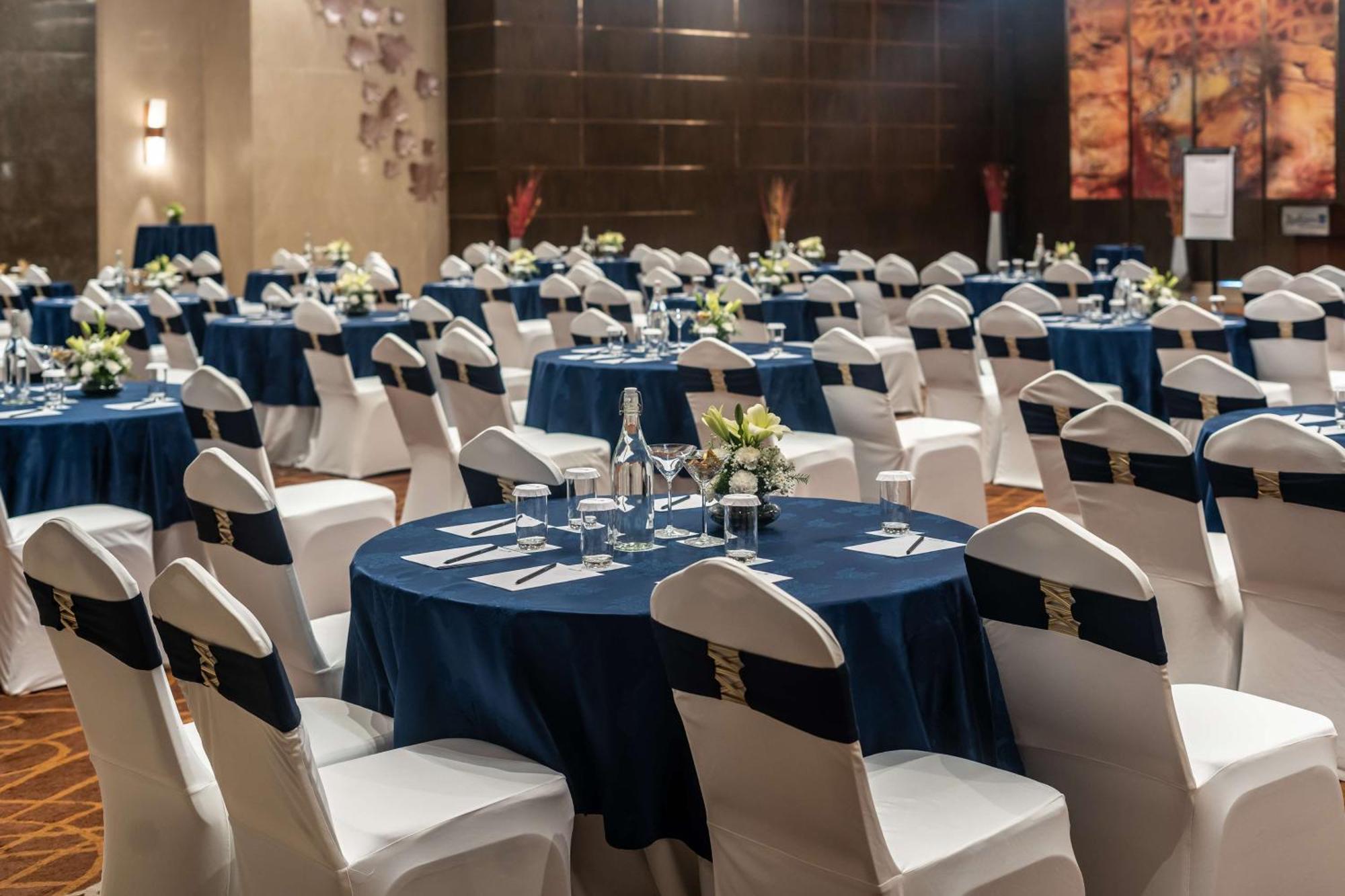 Radisson Blu Hotel, Greater Noida Luaran gambar The Grand Ballroom