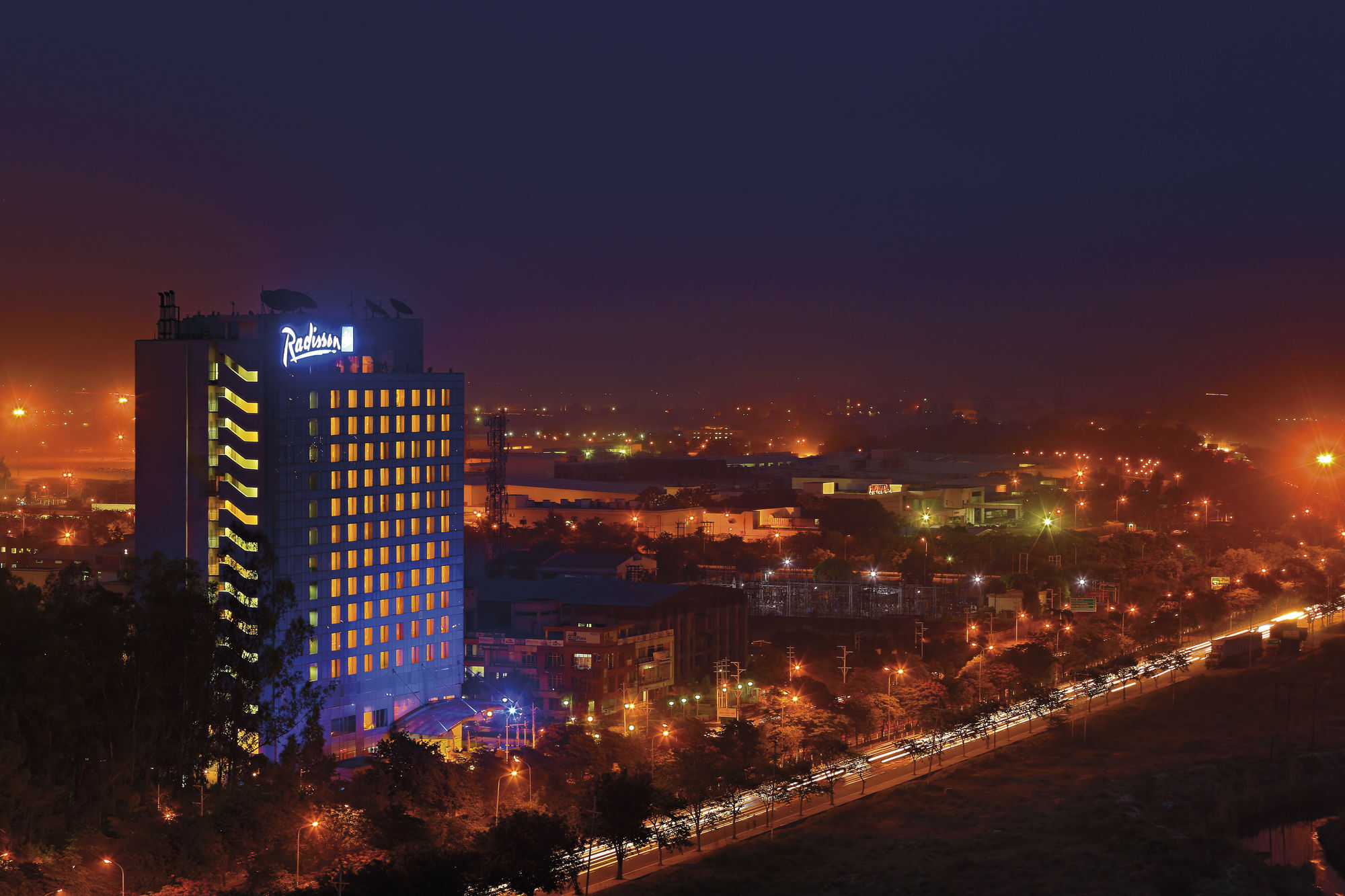 Radisson Blu Hotel, Greater Noida Luaran gambar Park Inn, Casablanca